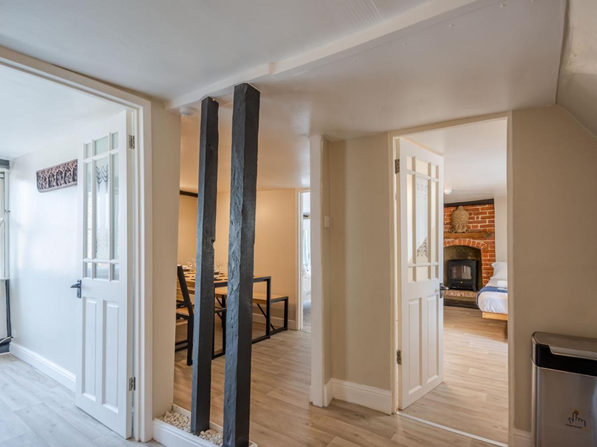 Pass The Keys Renovated Apartment In The Centre Of Canterbury Eksteriør billede